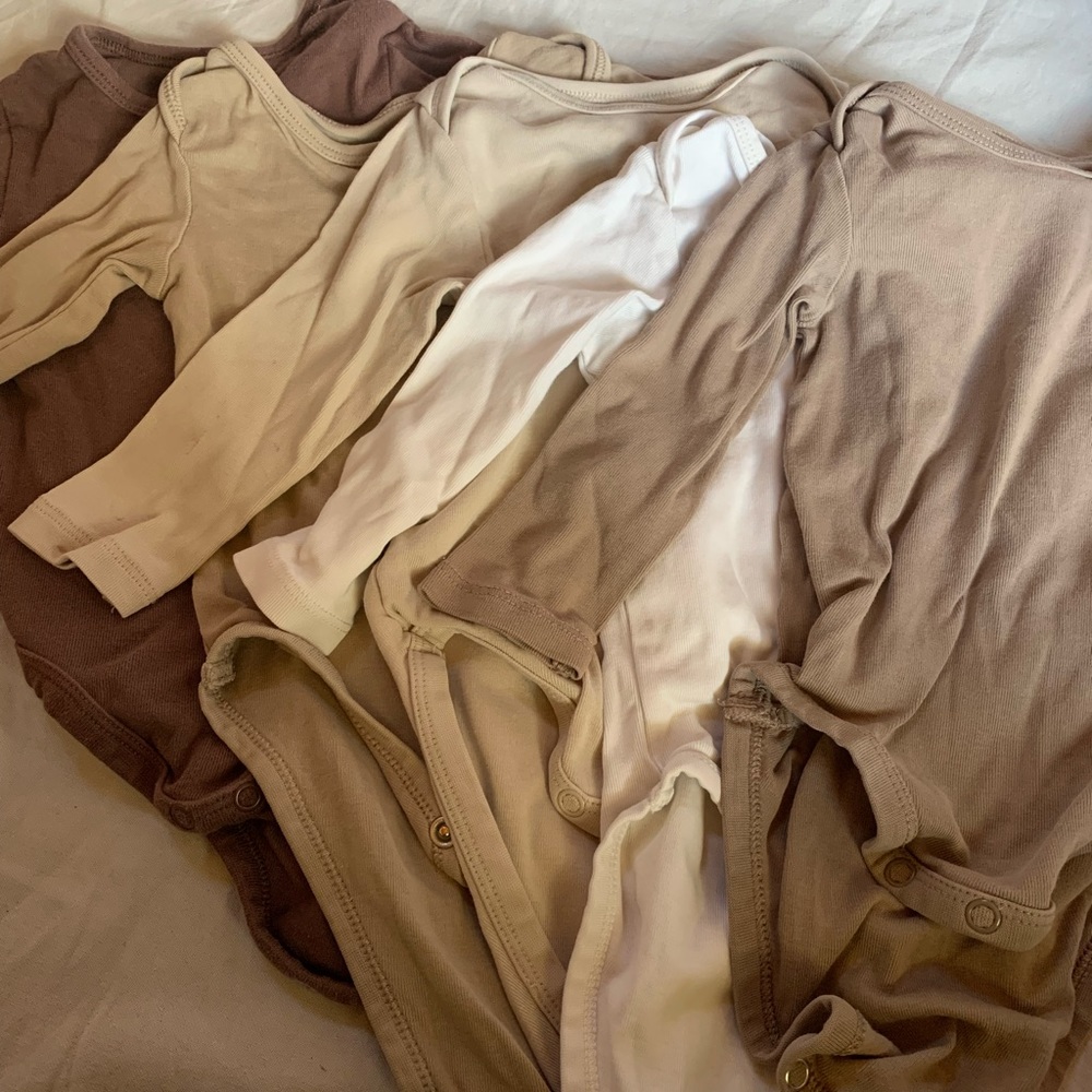 Organic cotton earth tone onsies for baby